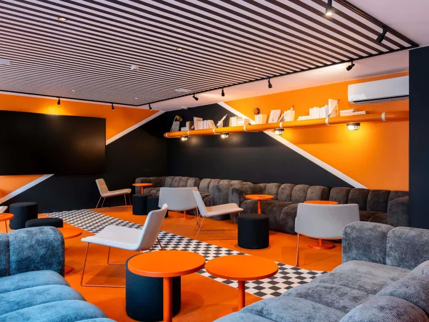 ibis Styles La Rochelle Centre les Minimes - Image 1