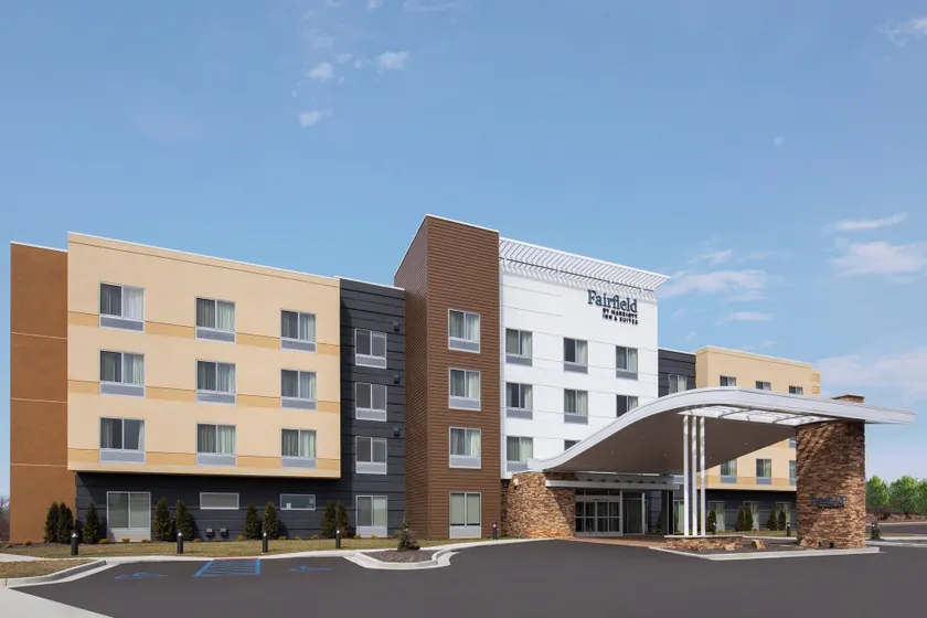 Fairfield Inn & Suites by Marriott Poplar Bluff - Image 1