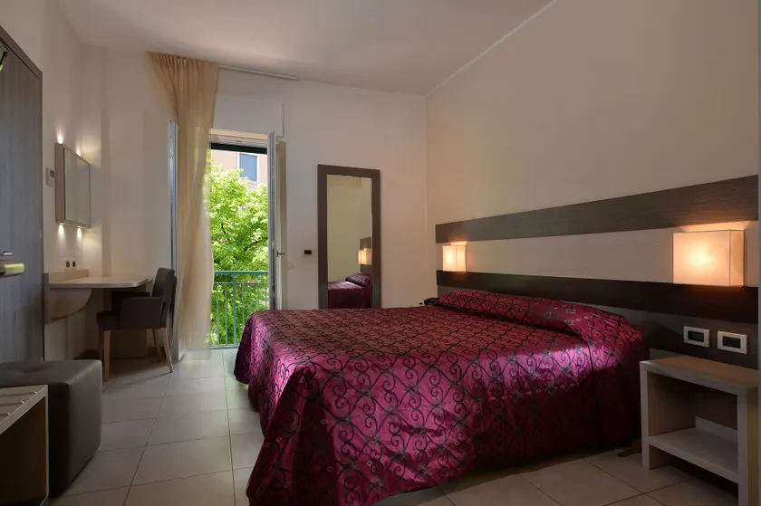 Hotel Siena - Image 1
