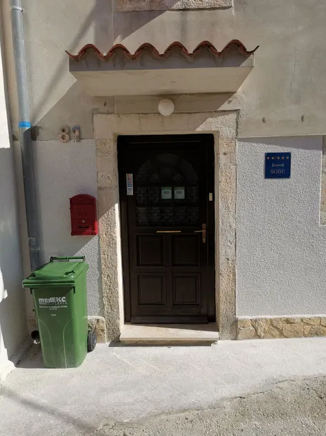Guest House Accommodation Rupine - Image 1