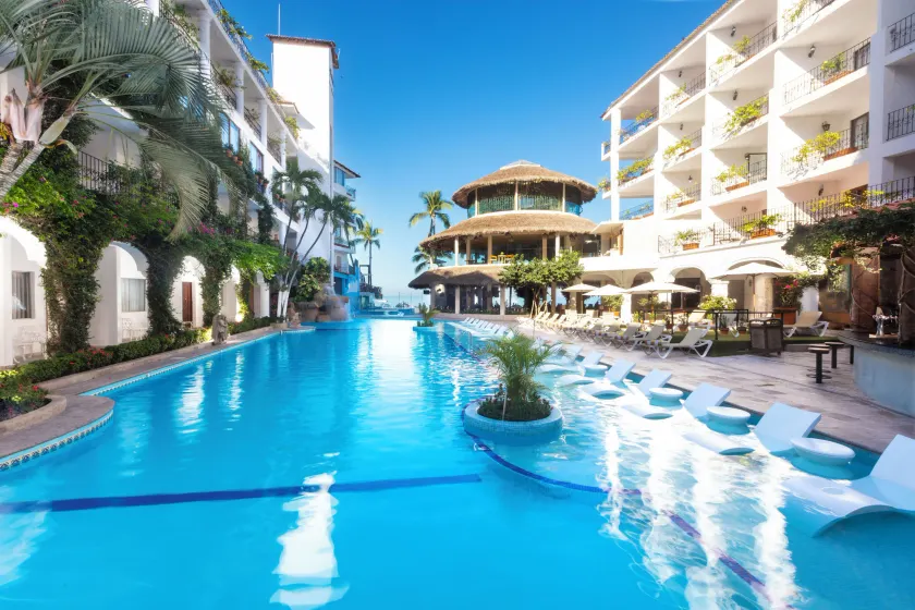 Playa Los Arcos Hotel Beach Resort & Spa - Image 1
