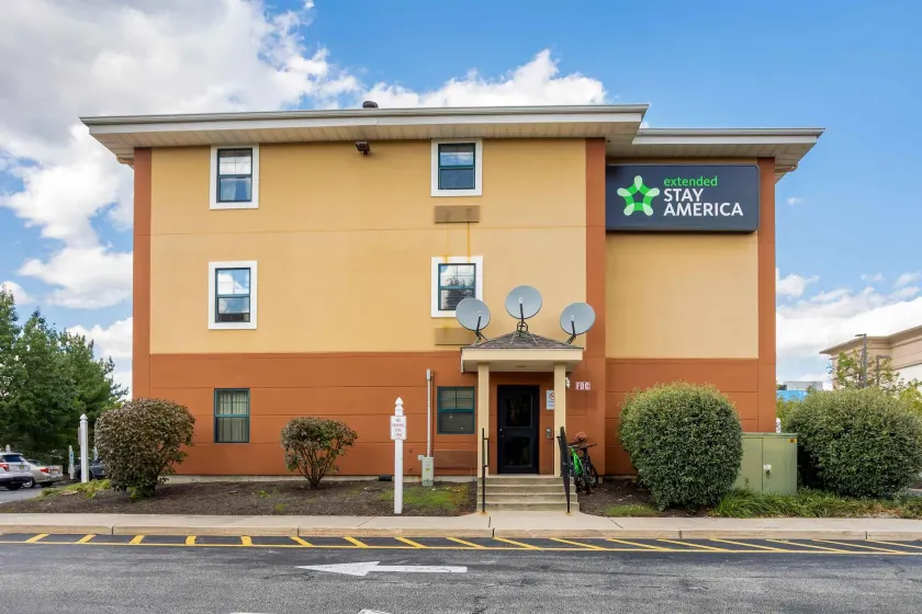 Extended Stay America Suites - Philadelphia - Mt Laurel - Crawford Place - Image 1