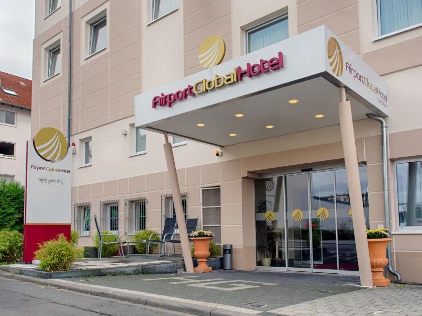Airport Global Hotel - Image 1