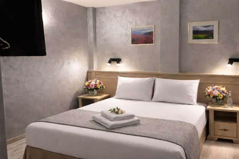 Hotel Aris - Image 1