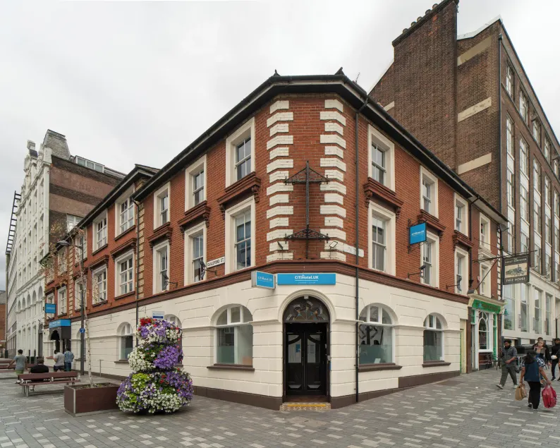 City Hotel Luton - Image 1