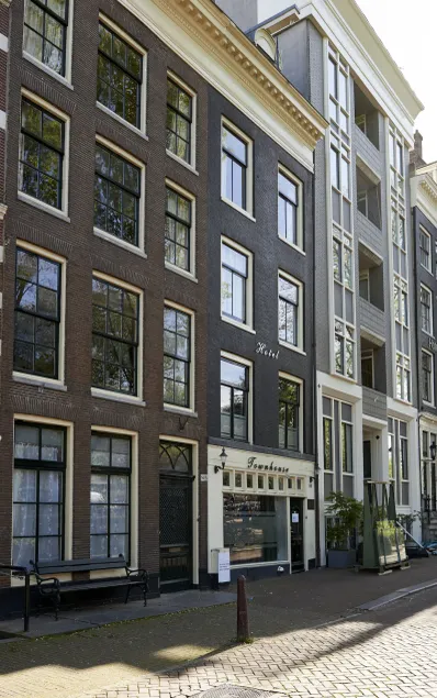 Townhouse Hotel - Image 1