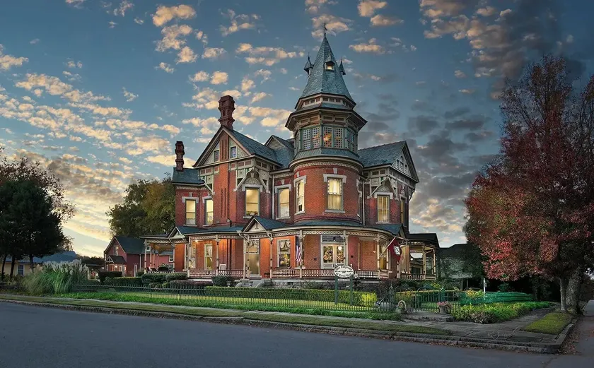 The Empress of Little Rock - Image 1