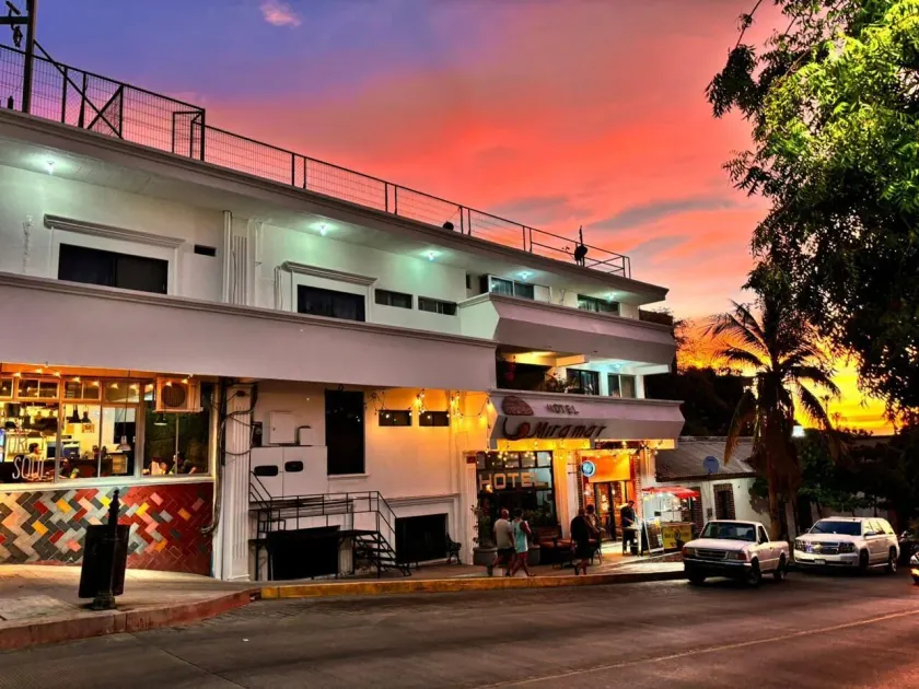 Hotel Miramar - Image 1