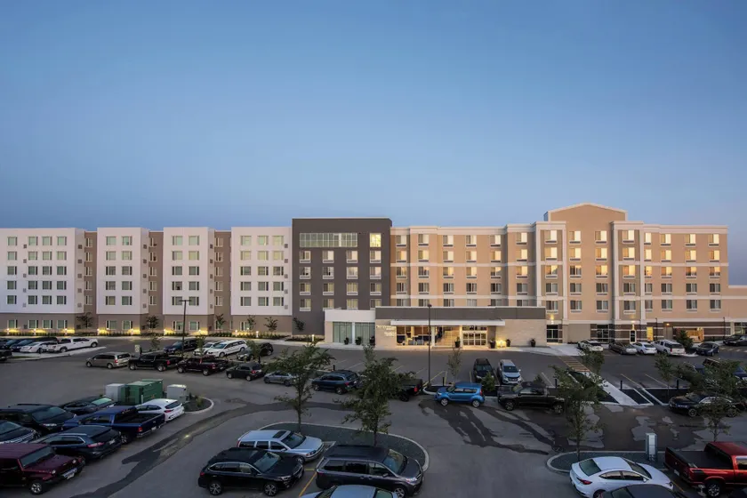 Fairfield Inn & Suites by Marriott Winnipeg - Image 1