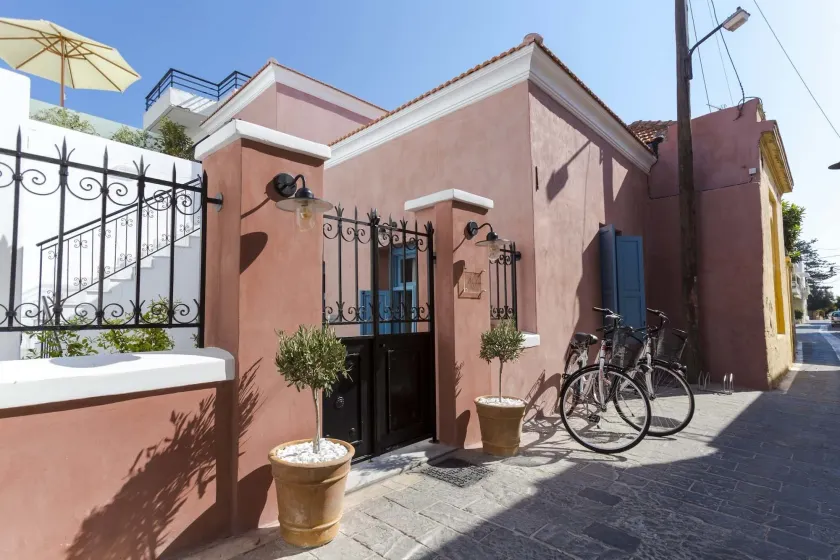 Blue Jasmine Suites - Image 1