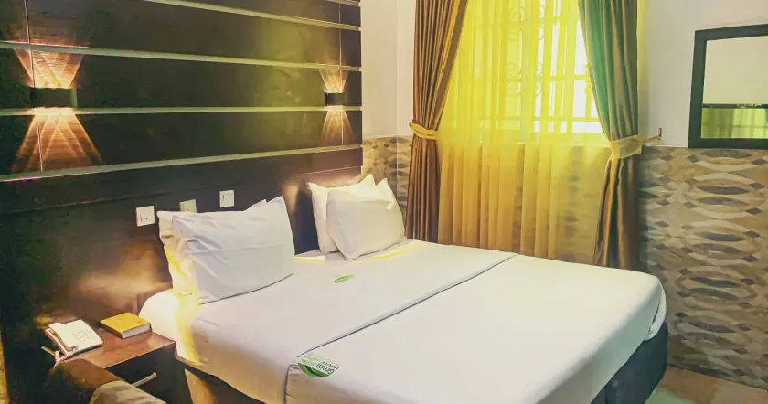 Green House Hotel And Suites - Zimmer