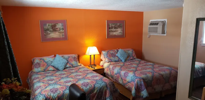 Executive Inn - Image 1