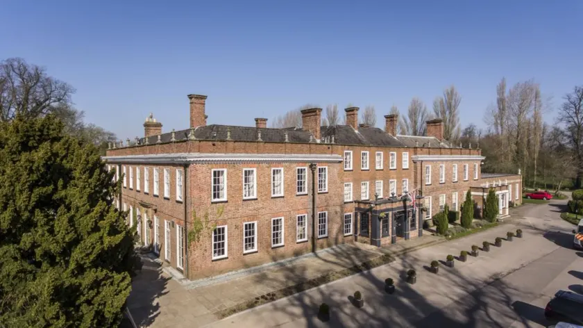 Blackwell Grange Hotel - Image 1