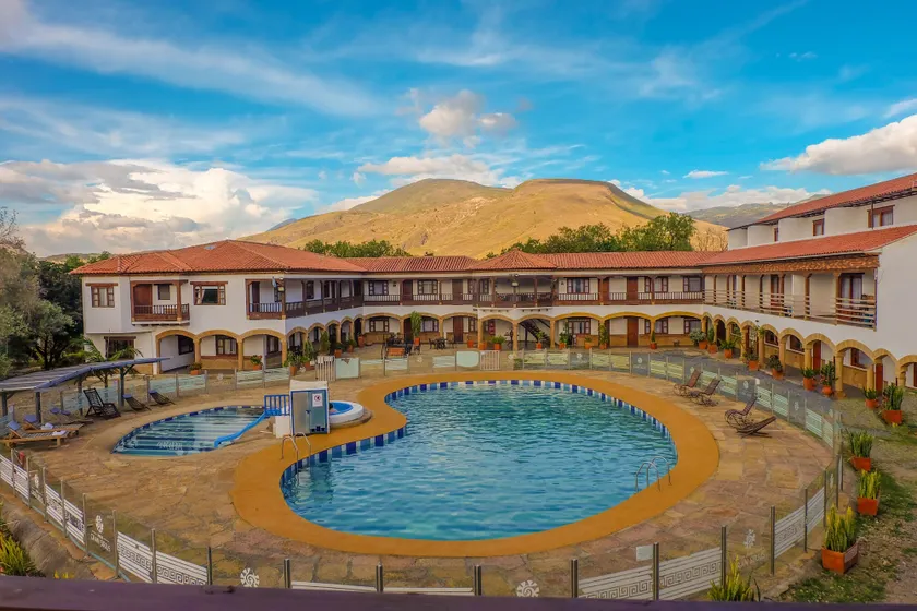 Hotel Gran Sirius - Image 1