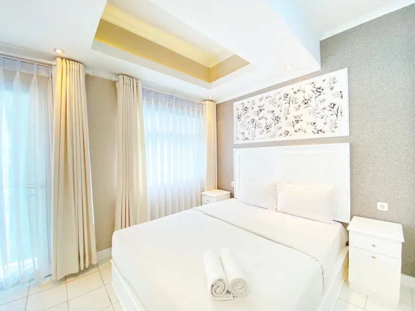 Nice Studio Room at Grand Asia Afrika Apartment By Travelio - Image 1