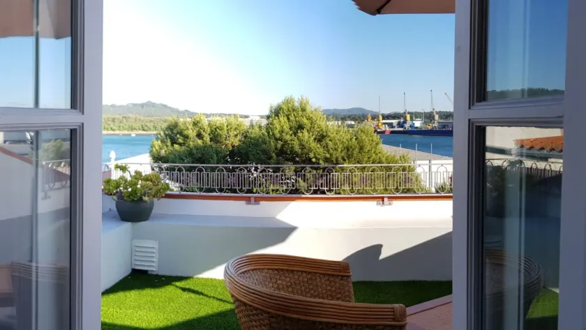 Hotel Margarida Da Praça - Image 1