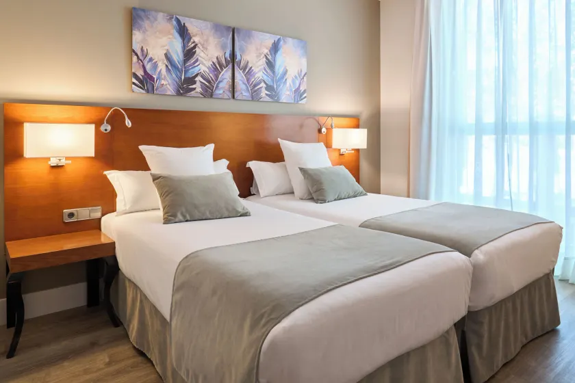 Hotel Puerta de Toledo - Image 1
