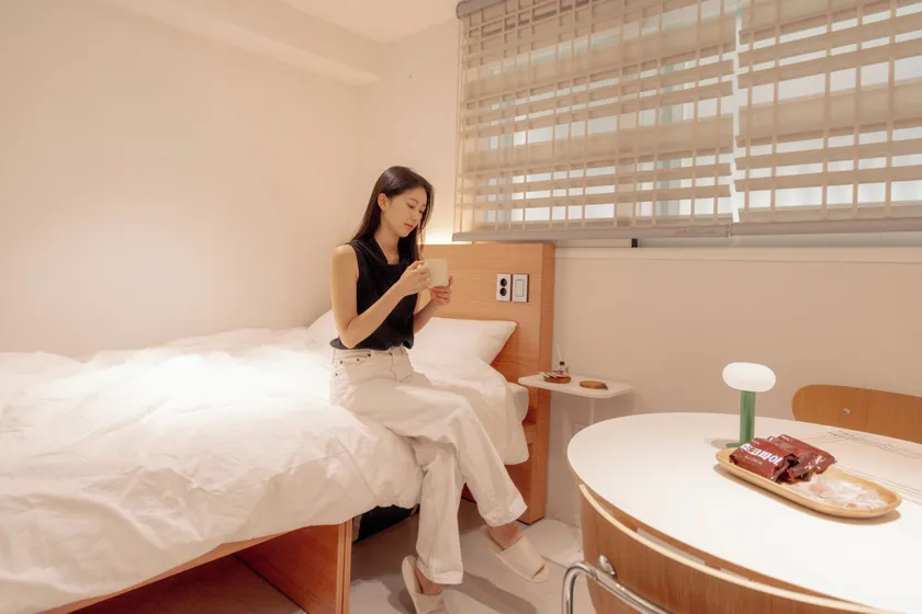 LaSeoul Stay #종로,명동,광장시장,동대문 #최대6인 #취사세탁건조 단독이용 #넷플릭스,디즈니 등 7개 스트리밍 서비스 무료 #호텔침구 - Camera