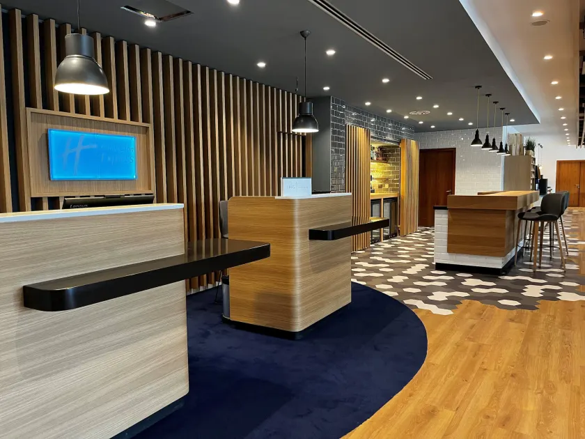 Holiday Inn Express Bilbao Airport by IHG - Rezeption