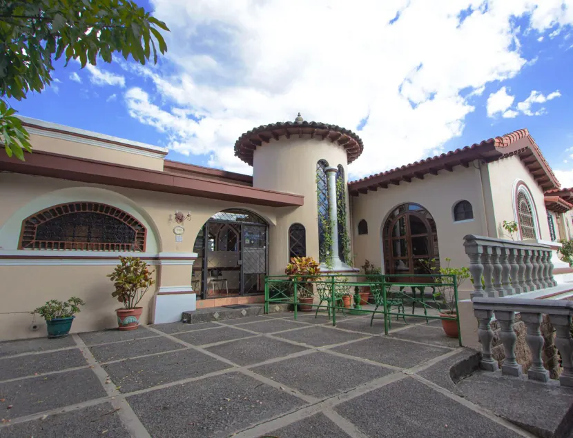 Hotel Villa Serena Escalon - Image 1