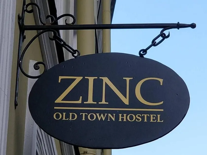 Zinc Old Town Hostel - Image 1