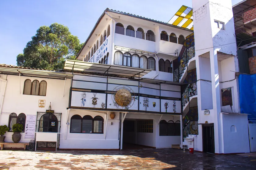 Hotel Camino Real - Image 1