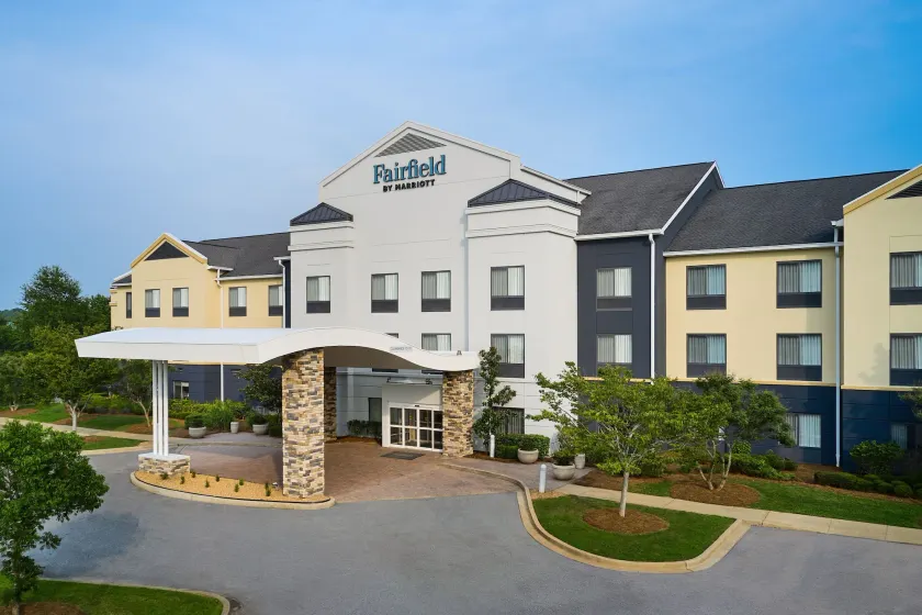 Fairfield Inn & Suites Auburn Opelika - Image 1