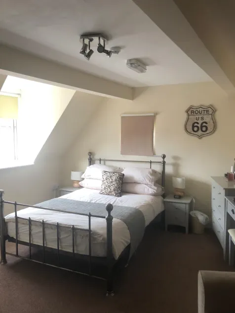Worthing Rest - Image 1