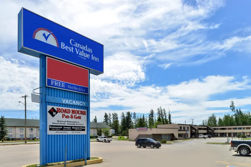 Canadas Best Value Inn Whitecourt - Image 1