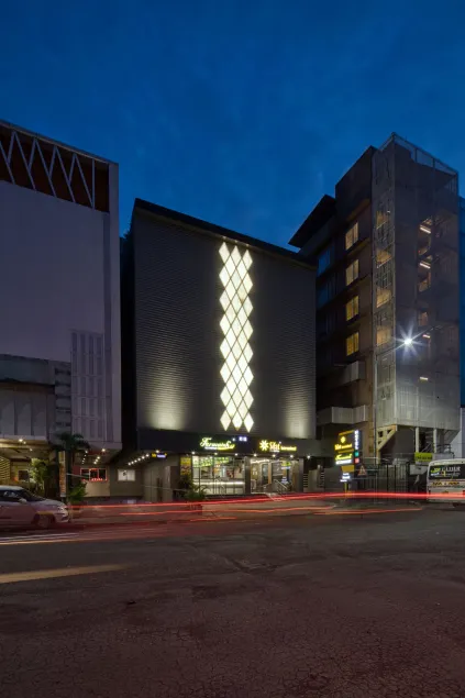 Hotel Sifat International - Image 1