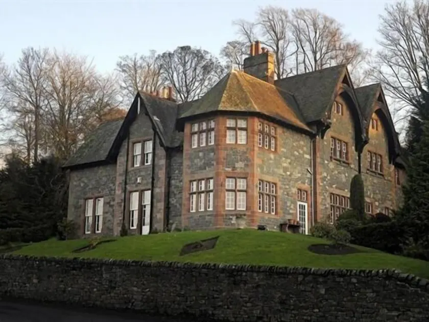 The Glen Guesthouse - Image 1