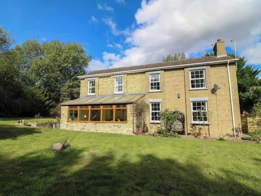 Larkspur Cottage - Image 1