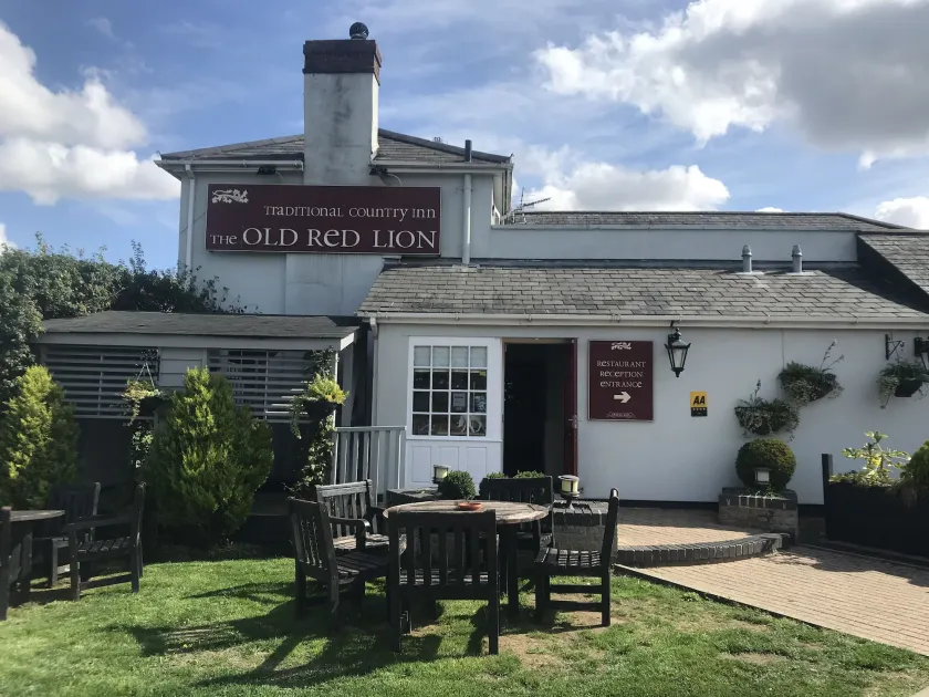 The Old Red Lion Inn - Image 1