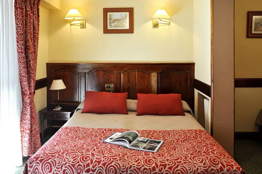 Prince Hotel - Image 1