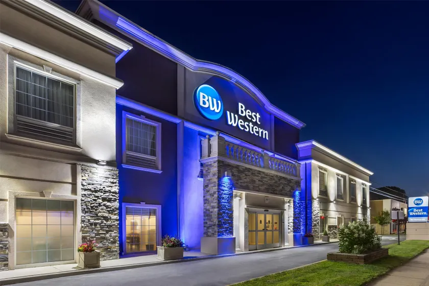 Best Western Bar Harbour Inn - Image 1