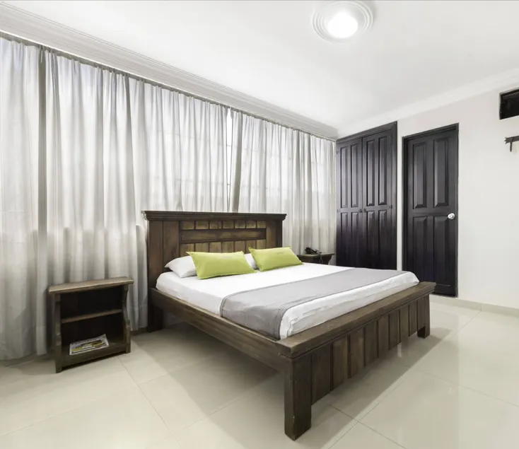 Ayenda 1120 Hotel Comercial - Image 1