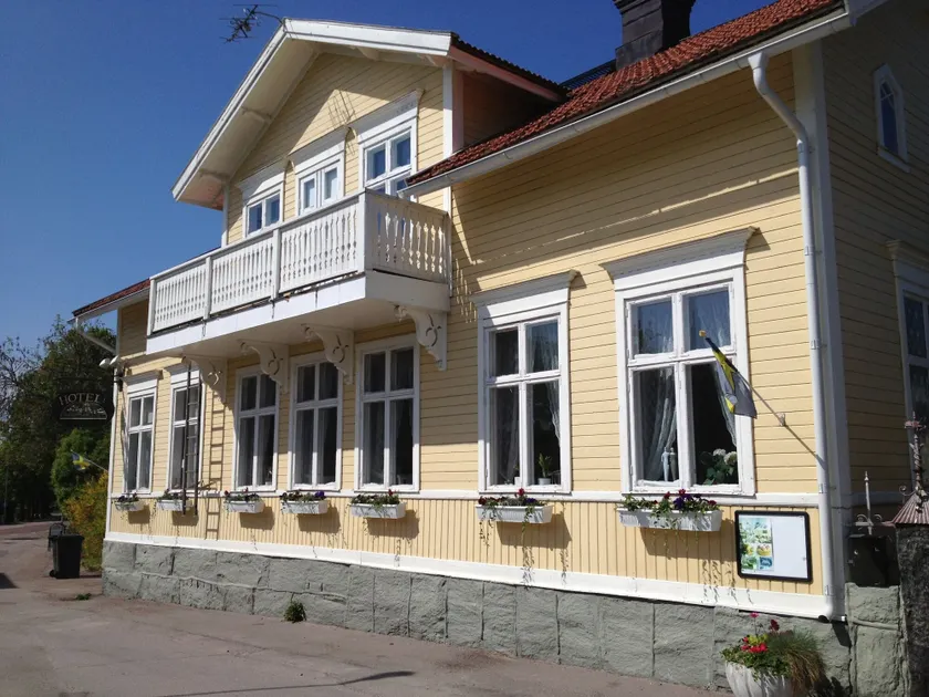 Hotell Floras Trädgård - Image 1