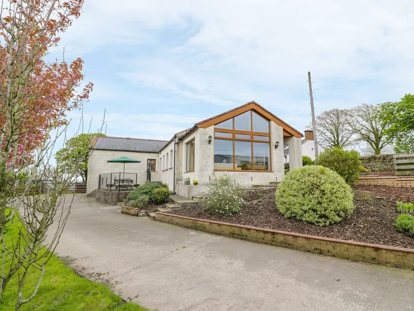 Laird House - Image 1