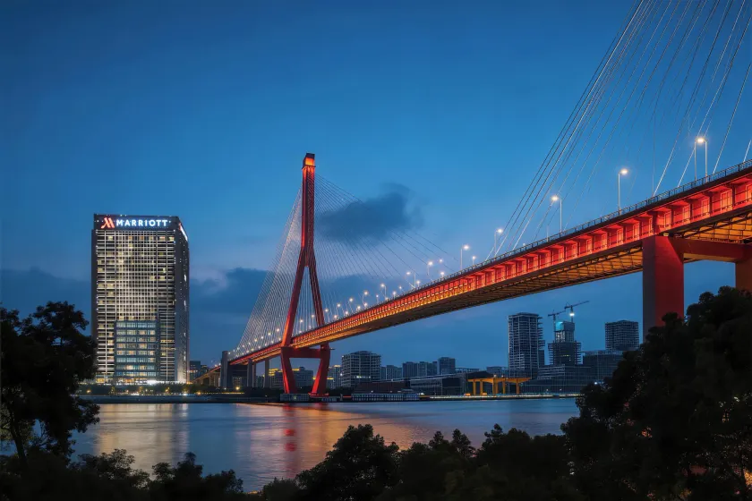 Shanghai Marriott Hotel Yangpu Riverside - Image 1