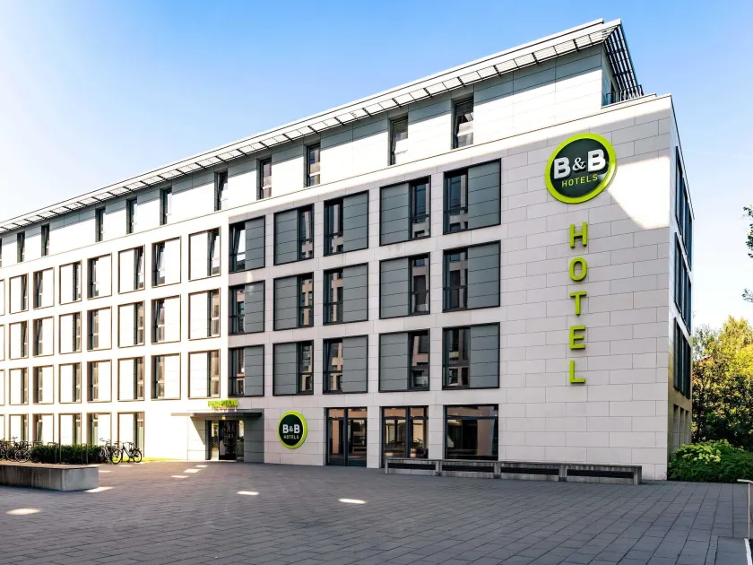 B&B Hotel Braunschweig-City - Image 1