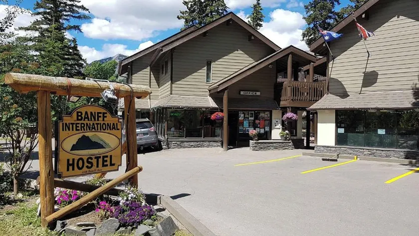 Banff International Hostel - Image 1