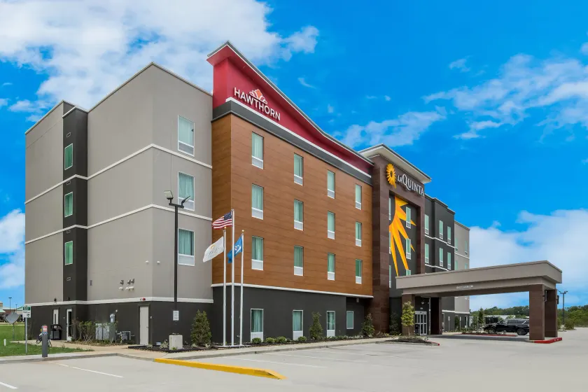 Hawthorn Extended Stay by Wyndham Sulphur Lake Charles - Image 1