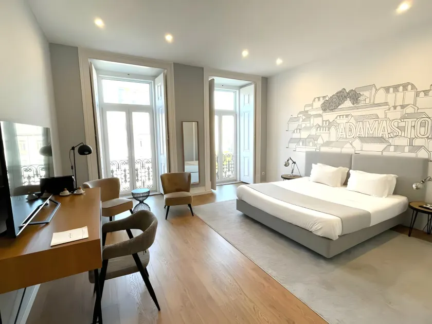Lisbon Check-In Guesthouse - Image 1