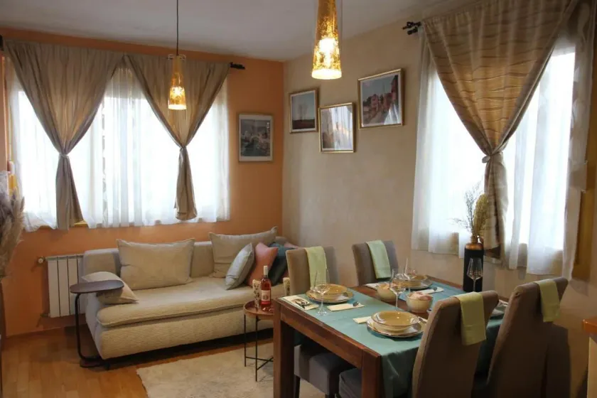 Aniks Cozy Apartment With Netflix,hbo in Zagreb - Image 1