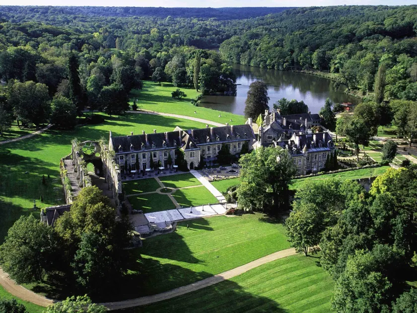 Hôtel Abbaye Des Vaux Cernay-la-Ville - Image 1