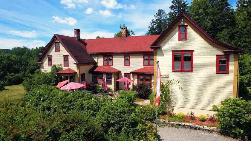 Dominion Hill Country Inn - Image 1