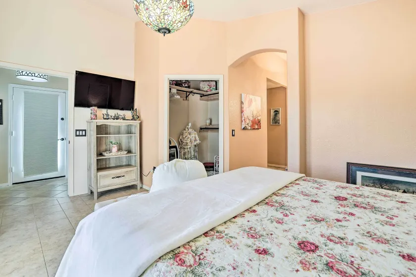 Close to Golf & Hikes! Goodyear Retreat w/ Pool - Innvendig