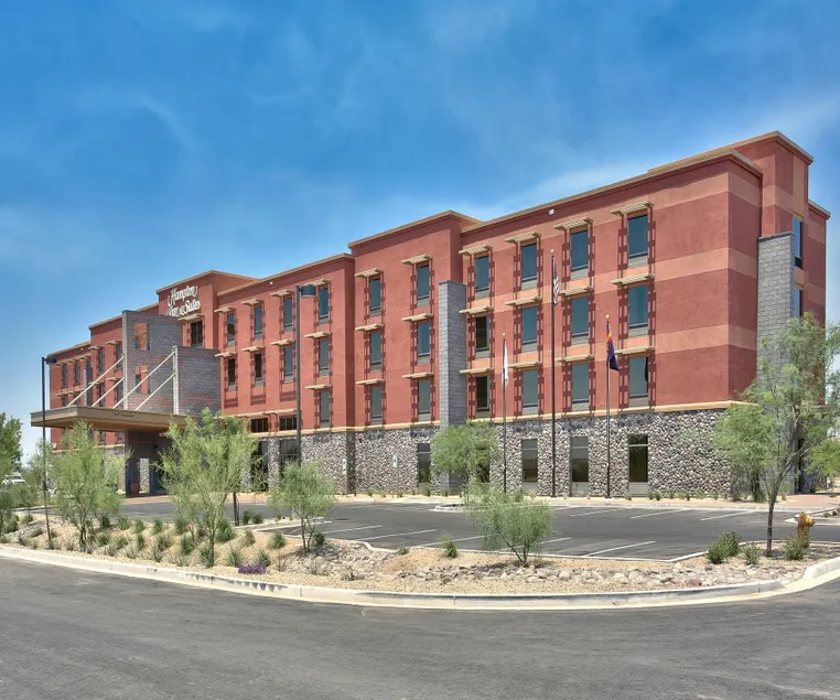 Hampton Inn & Suites Scottsdale at Talking Stick - Image 1