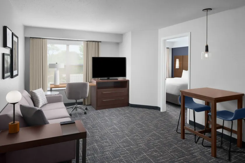 Residence Inn by Marriott Holland - Image 1