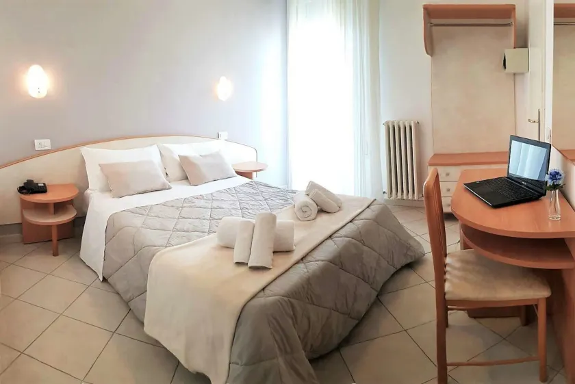 Hotel Prestige - Image 1